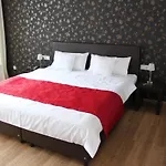 Feriendomizil Am Lindenplatz Hotell