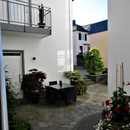 Feriendomizil Am Lindenplatz 3* Bullay