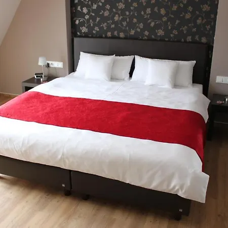 Hotel Feriendomizil Am Lindenplatz Bullay