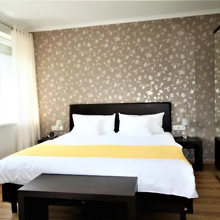 Hotel Feriendomizil Am Lindenplatz