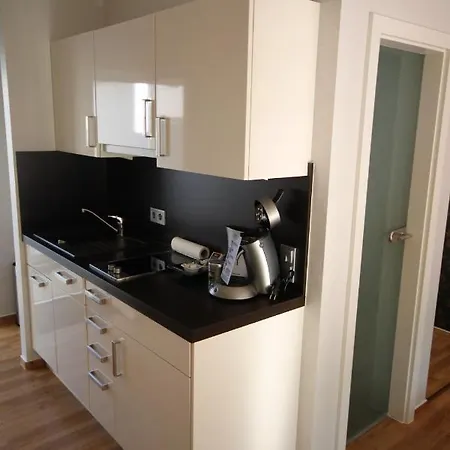 Feriendomizil Am Lindenplatz ホテル 3*