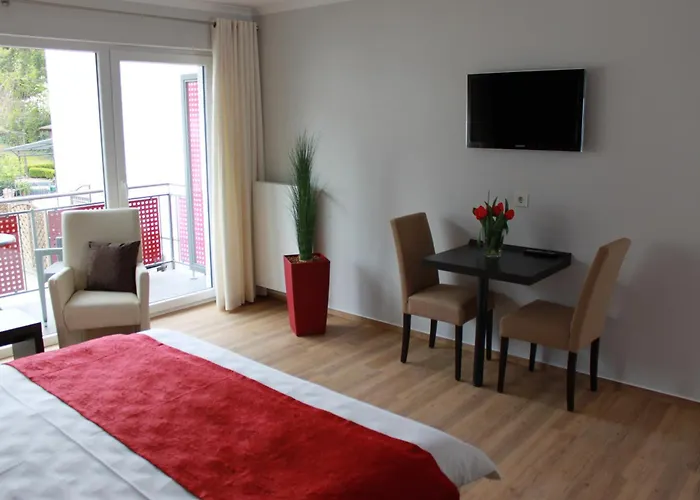 Hotel Feriendomizil Am Lindenplatz Bullay