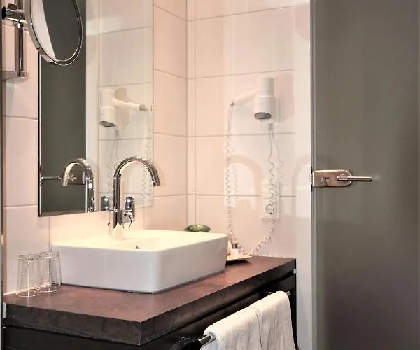 Feriendomizil Am Lindenplatz Hotel 3*