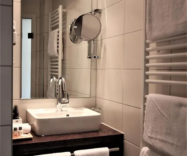 Feriendomizil Am Lindenplatz بولاي