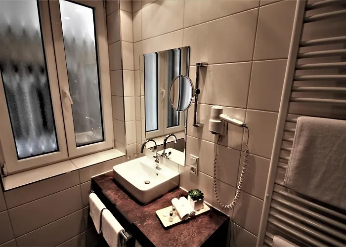 Hotel Feriendomizil Am Lindenplatz Bullay